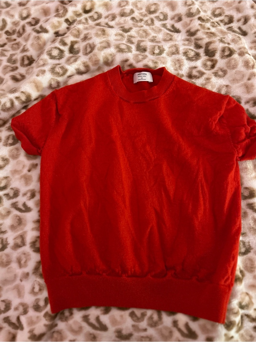 aritzia sweater shirt!🧸